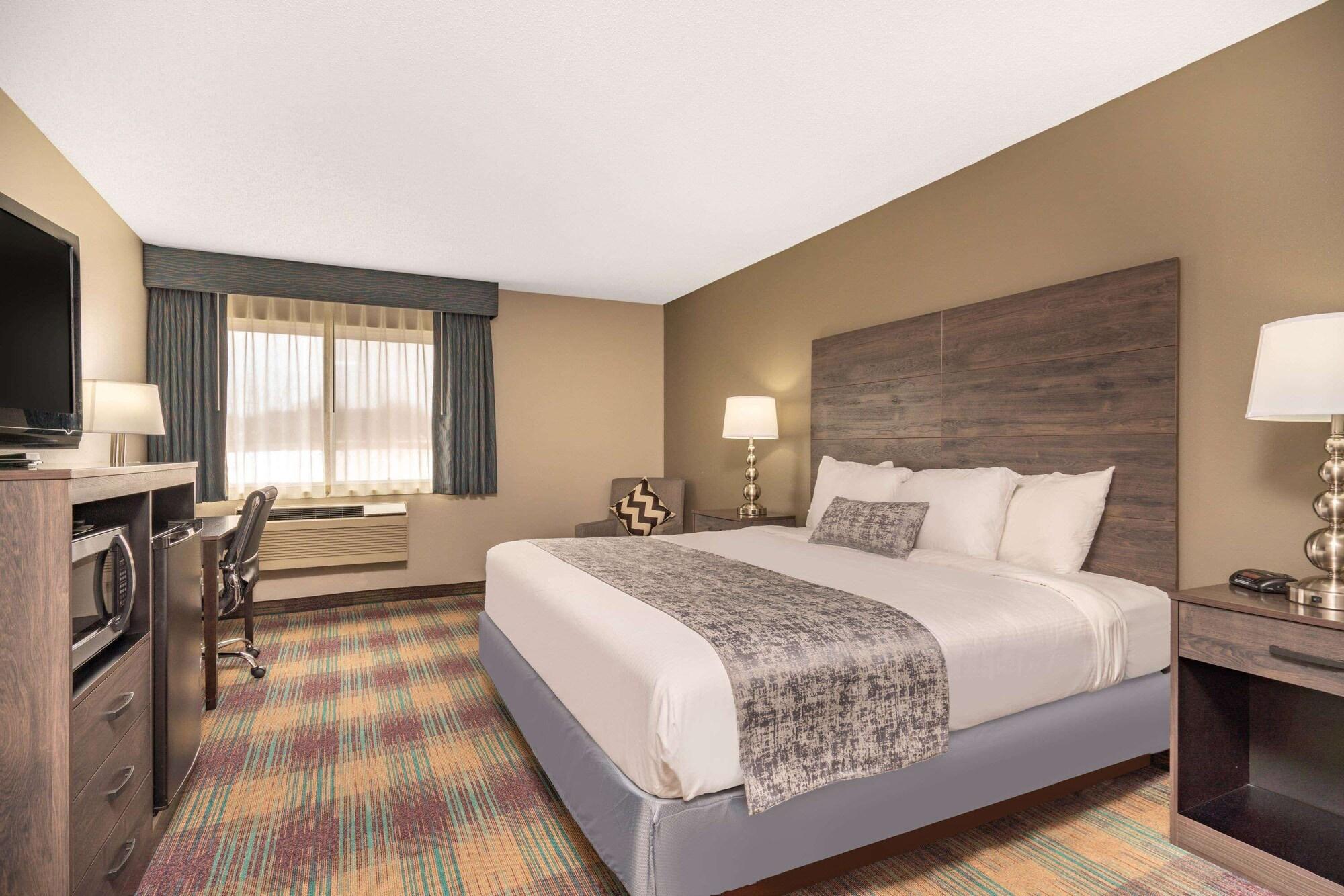Baymont By Wyndham Baldwin Hotel Kültér fotó