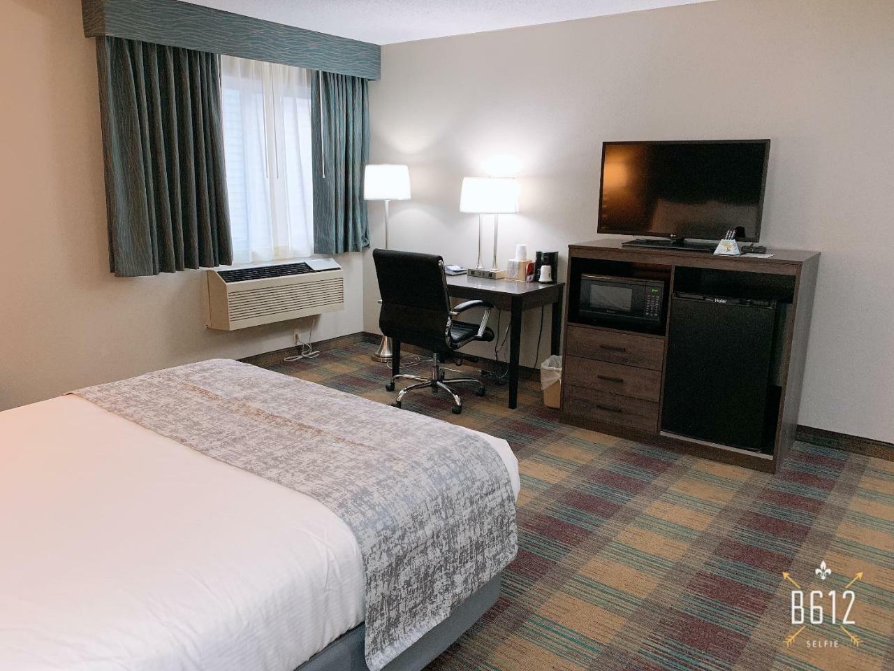 Baymont By Wyndham Baldwin Hotel Kültér fotó